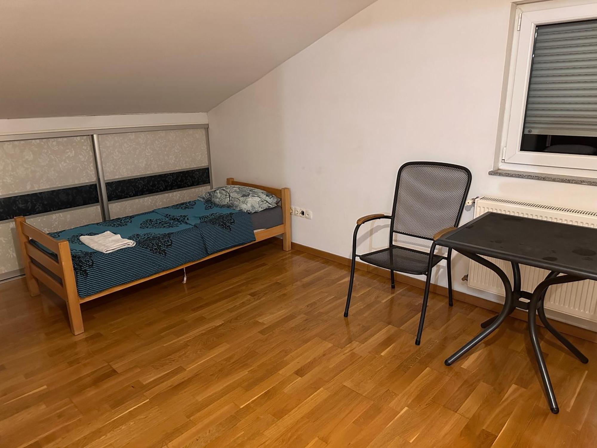 Rooms Near The Airport 塞拉耶佛 外观 照片