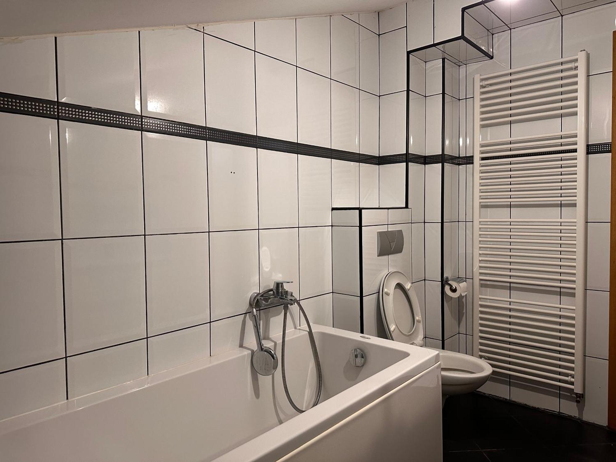 Rooms Near The Airport 塞拉耶佛 外观 照片